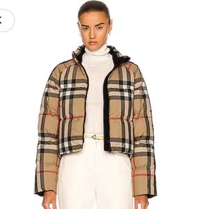 Burberry Crop Puffer jacket
